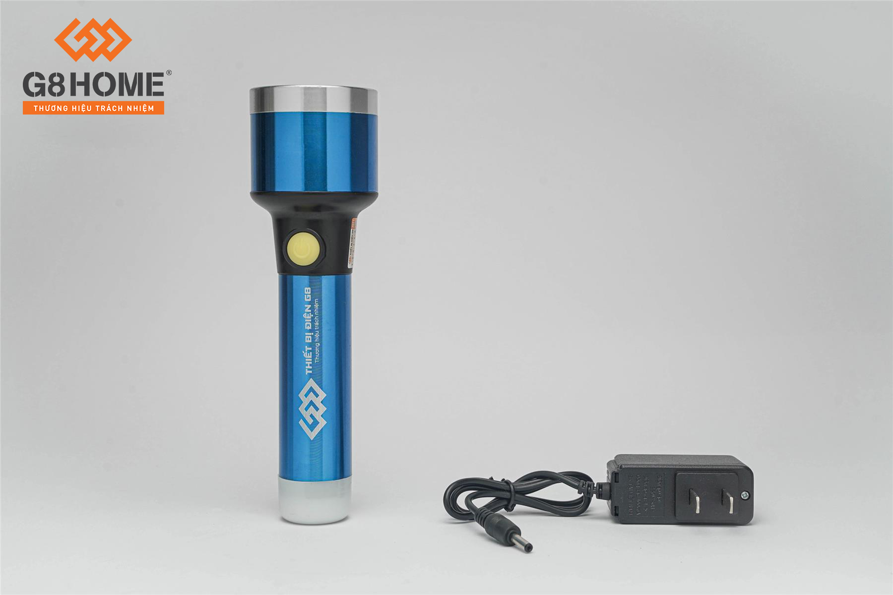 Đèn pin cầm tay, model G8-570