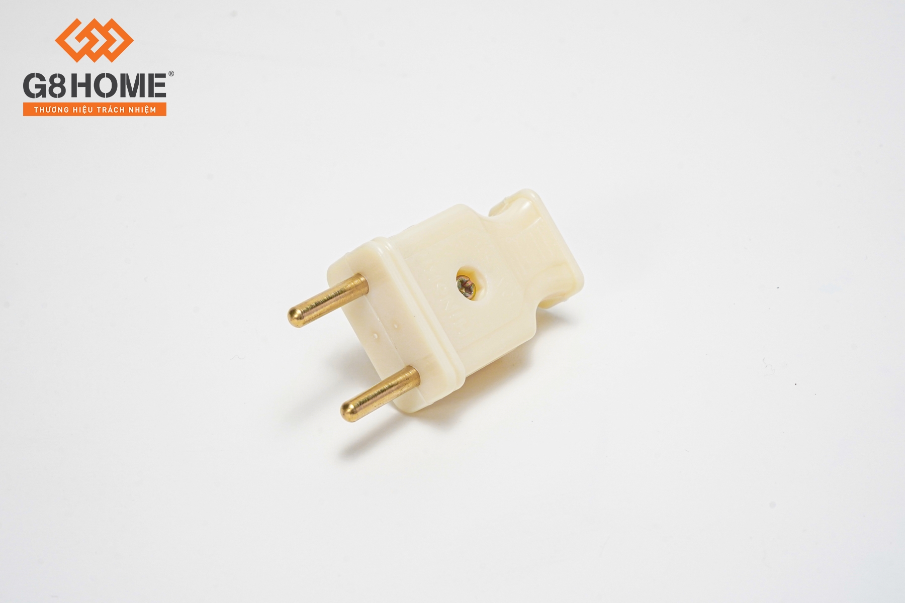 PHÍCH CẮM ĐIỆN